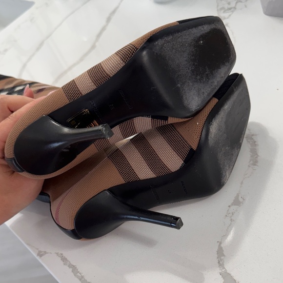 Burberry knit boots - Picture 4 of 6